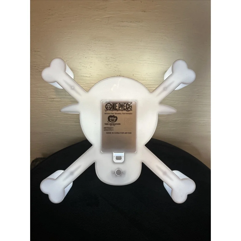 One Piece Light‎ Skeleton